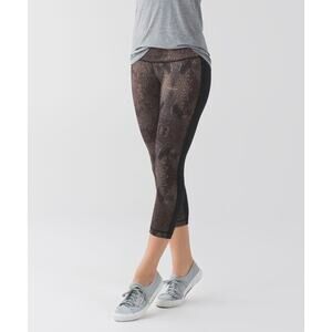Lululemon Wunder Under Crop II Capri Golden Goddess Cashew Multi Black 4 W6E33S